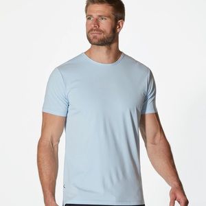 Cuts Clothing Split-Hem Crew Sky M